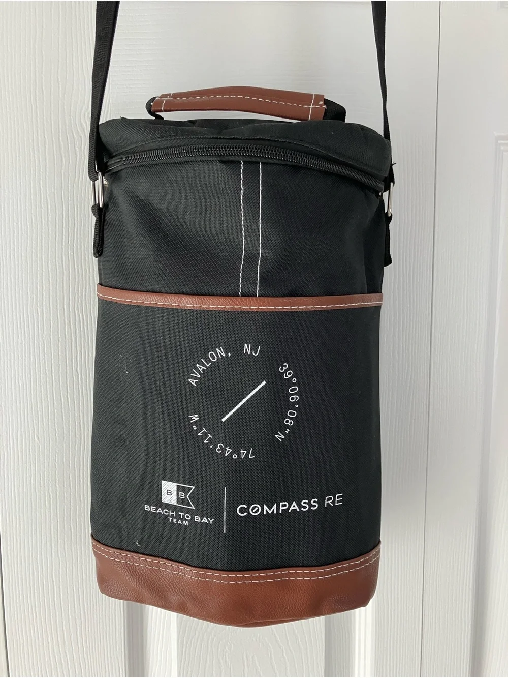 Black and Brown Insulated Wine Cooler/Carrier